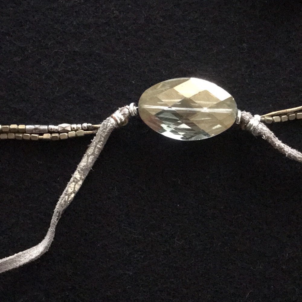 Nakamol wrap bracelet in silver gray and graphite tones with center glass bead - Picture 3 of 5